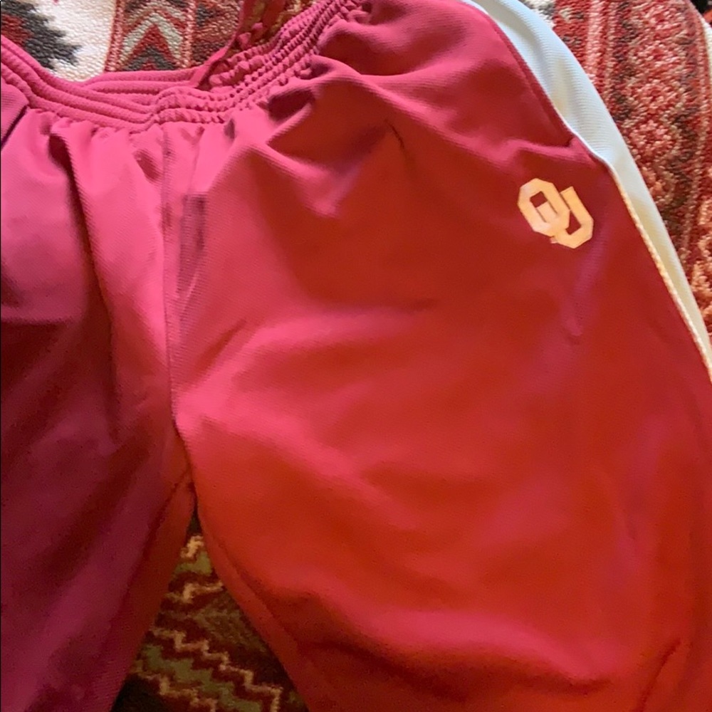 Men’s athletic pants